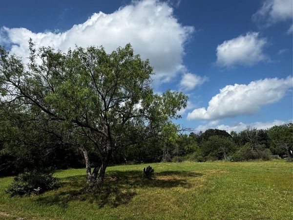 000 Viewcrest DR, Granite Shoals, TX 78654