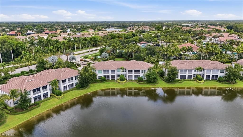 8066 Signature Club Cir , Unit 102, Naples, FL 34113 Photo