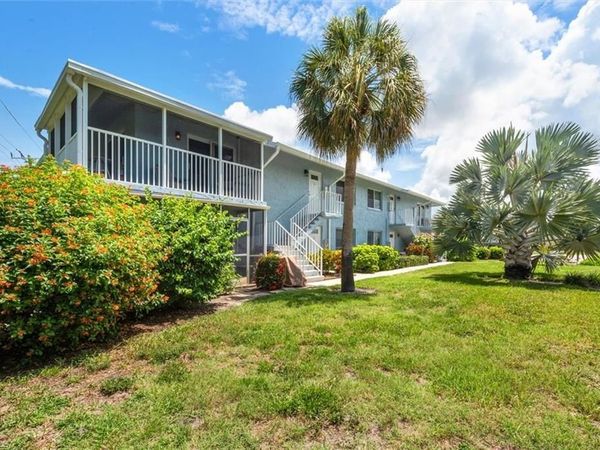 200 Palm DR , Unit 4, NAPLES, FL 34112