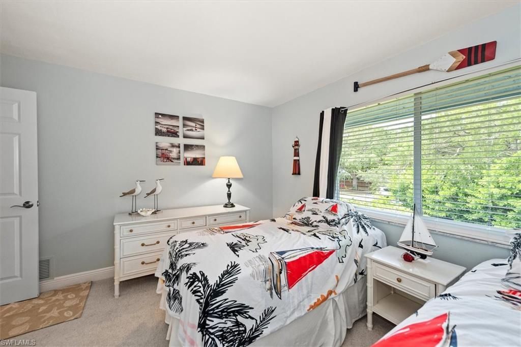 200 Palm Dr , Unit 4, Naples, FL 34112 Photo