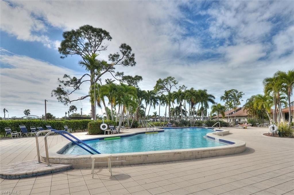 200 Palm Dr , Unit 4, Naples, FL 34112 Photo