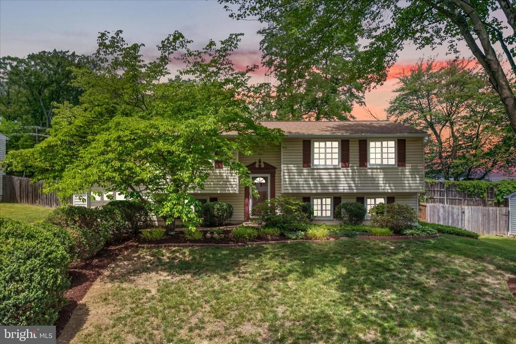 15912 Uppsala Court , Woodbridge, VA 22191 Main Photo