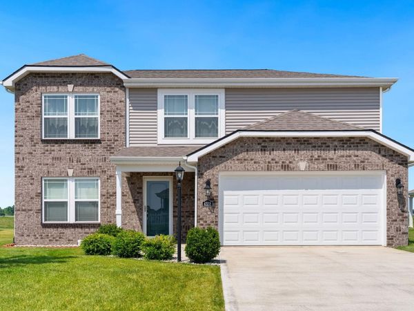 4528 Stone Harbor Court, New Haven, IN 46774