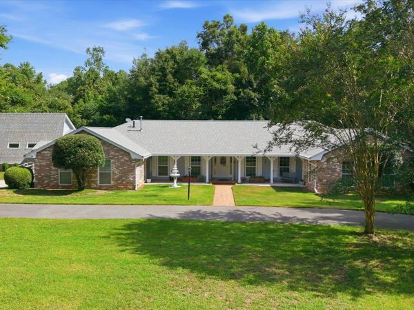 210 PLANTERS Circle , Quincy, FL 32352