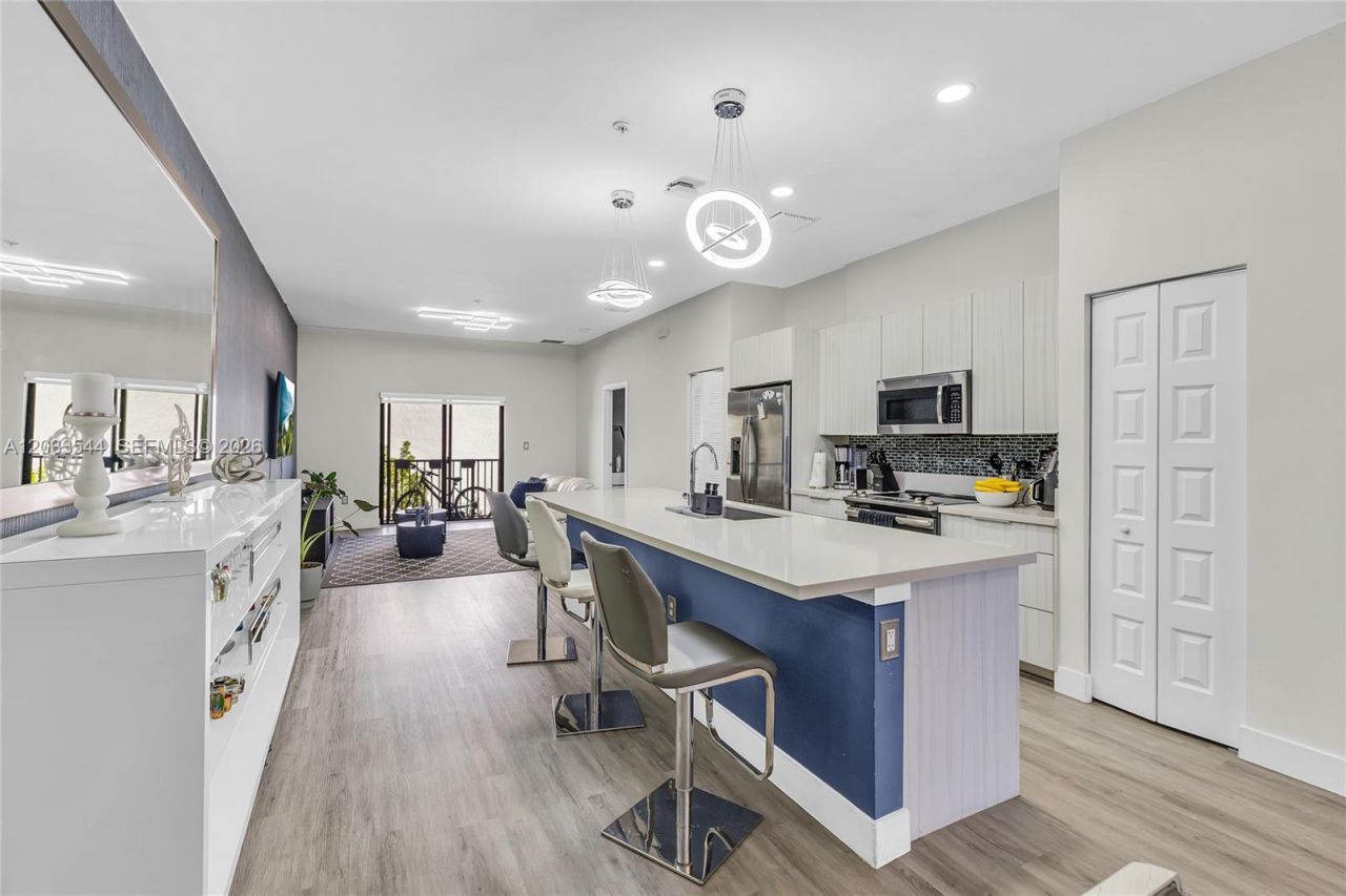 7925 NW 104th Ave, Unit 28, Doral, FL 33178 Photo