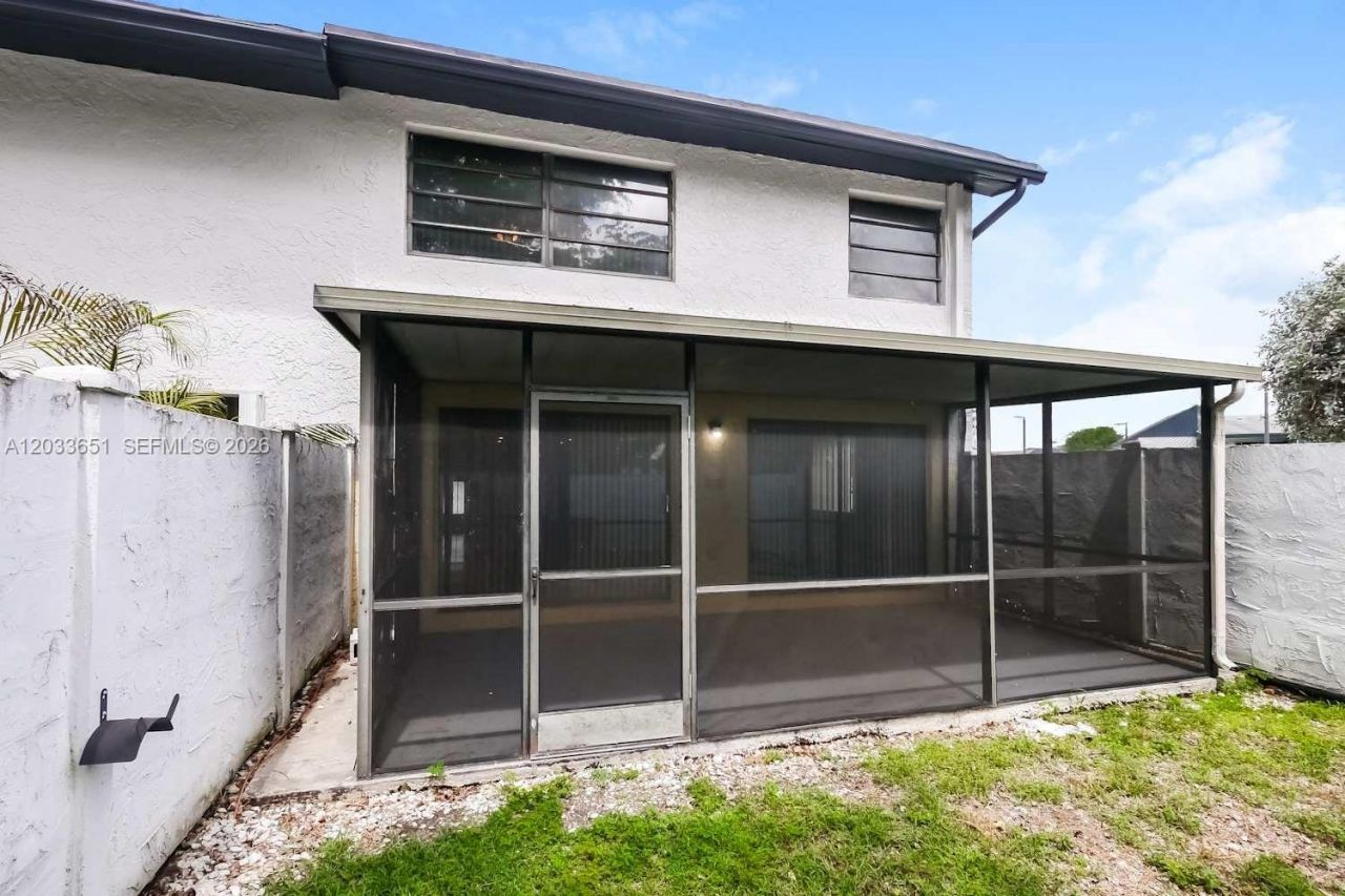 Please Call For Address, Unit 1A, Miami, FL 33193 Photo