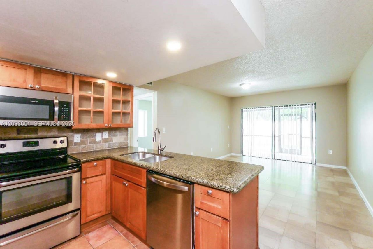 Please Call For Address, Unit 1A, Miami, FL 33193 Photo