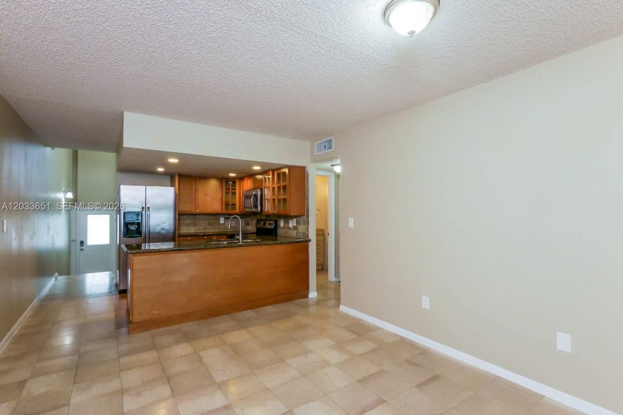 Please Call For Address, Unit 1A, Miami, FL 33193 Photo