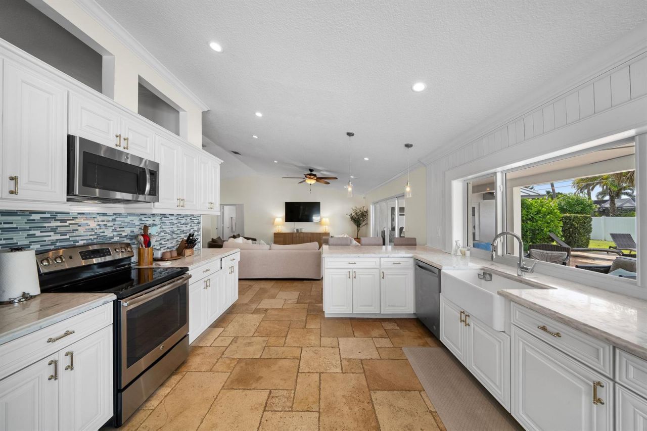 1461 SW 16th Street , Boca Raton, FL 33486 Photo