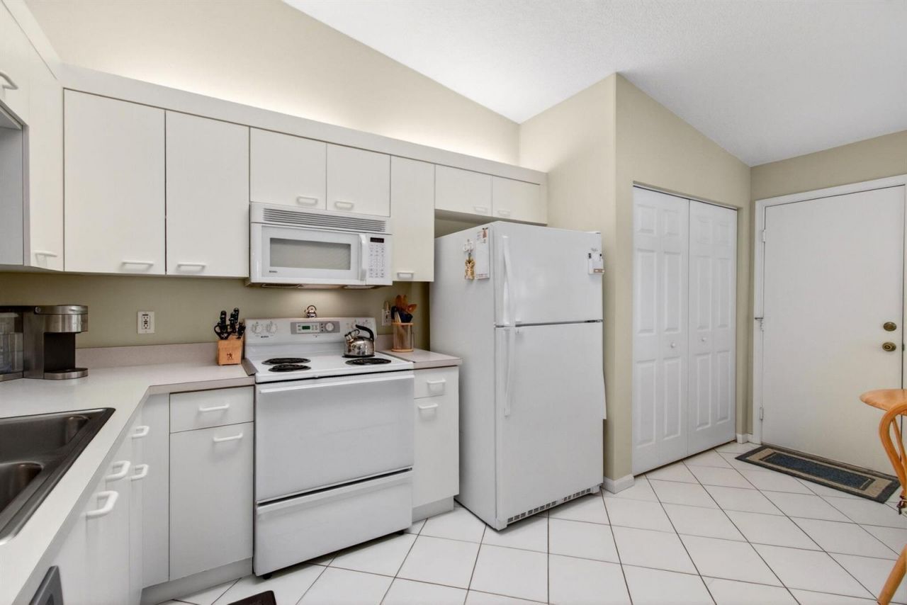 26 Sausalito Drive , Boynton Beach, FL 33436 Photo