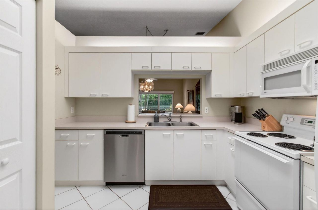 26 Sausalito Drive , Boynton Beach, FL 33436 Photo