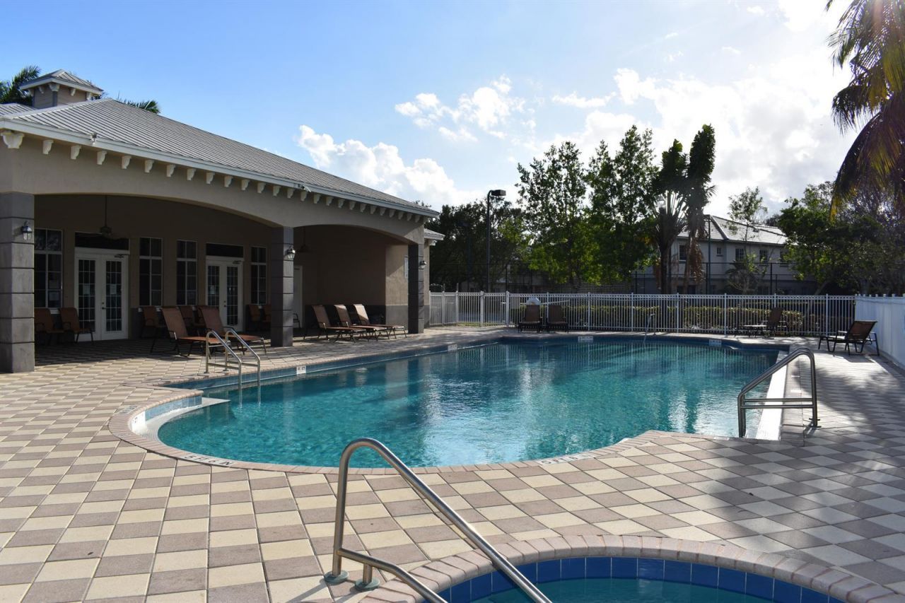 1954 Marsh Harbor Drive , Unit 101, Riviera Beach, FL 33404 Photo