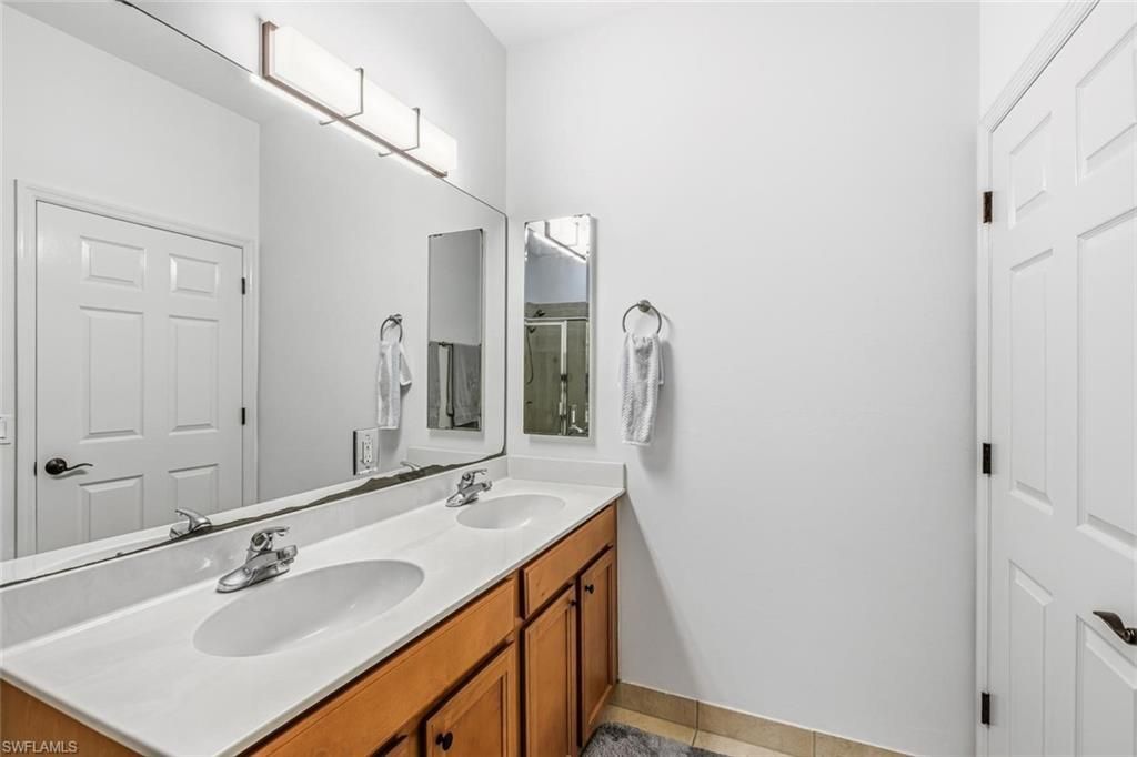 14165 Winchester Ct , Unit 204, Naples, FL 34114 Photo