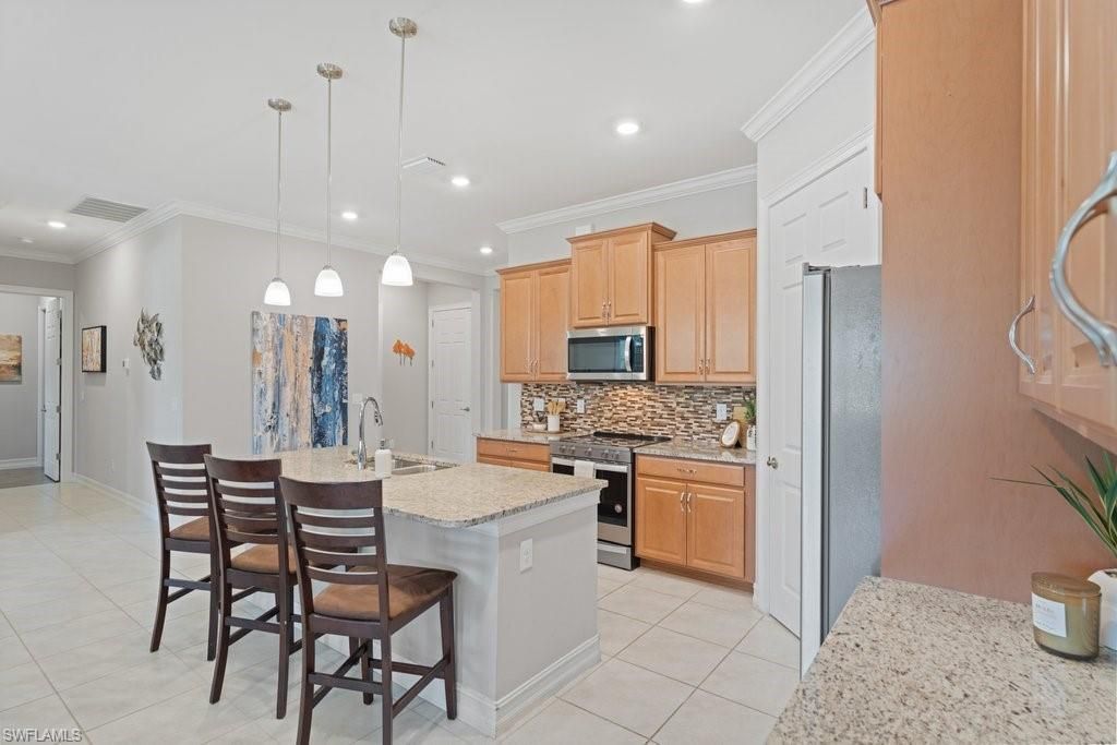 3653 Avenida Del Vera, North Fort Myers, FL 33917 Photo