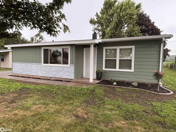 4415 Avenue L, Fort Madison, IA 52627