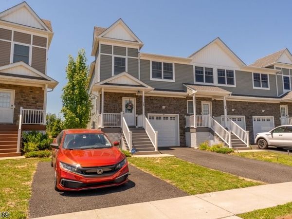 78 Valerie Dr, Manville, NJ 08835