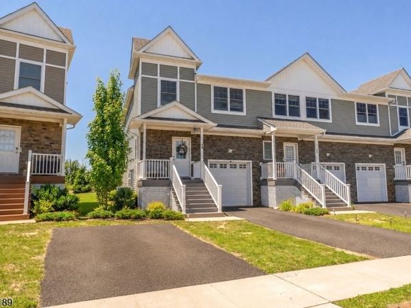 78 Valerie Dr, Manville, NJ 08835