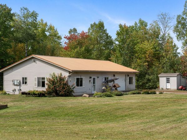 10912 Dahl Road , Hinckley, MN 55037