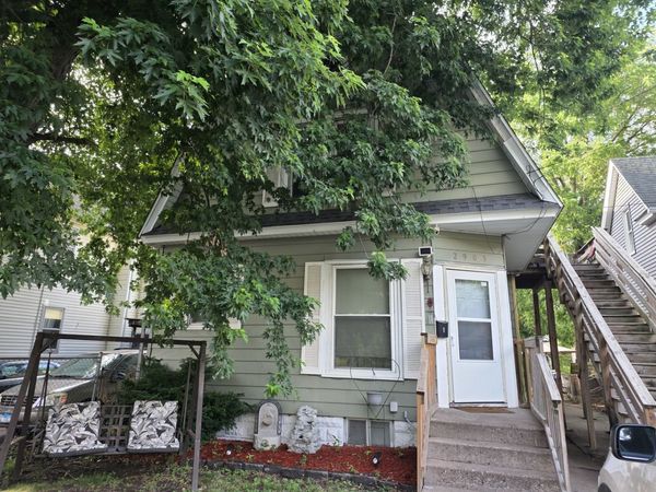 2903 6th Avenue, Rock Island, IL 61201
