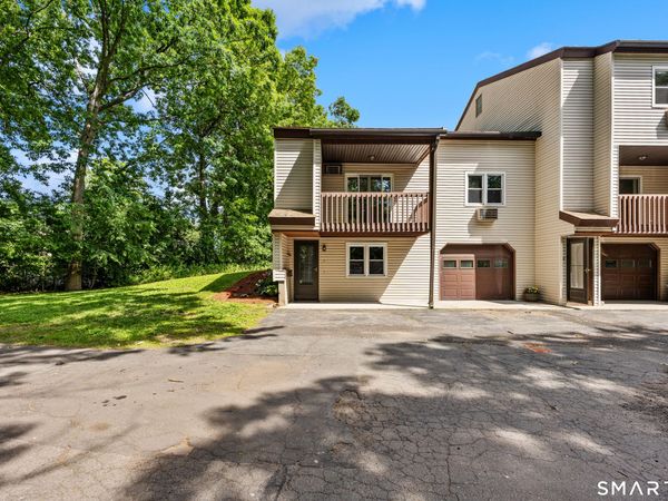 23 Hart, Unit 1, Plainville, CT 06062