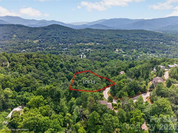 85 Boulder Creek Way , Asheville, NC 28805
