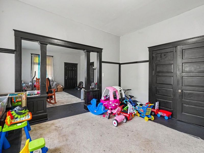 6129 cary Avenue, Cincinnati, OH 45224 Photo 4