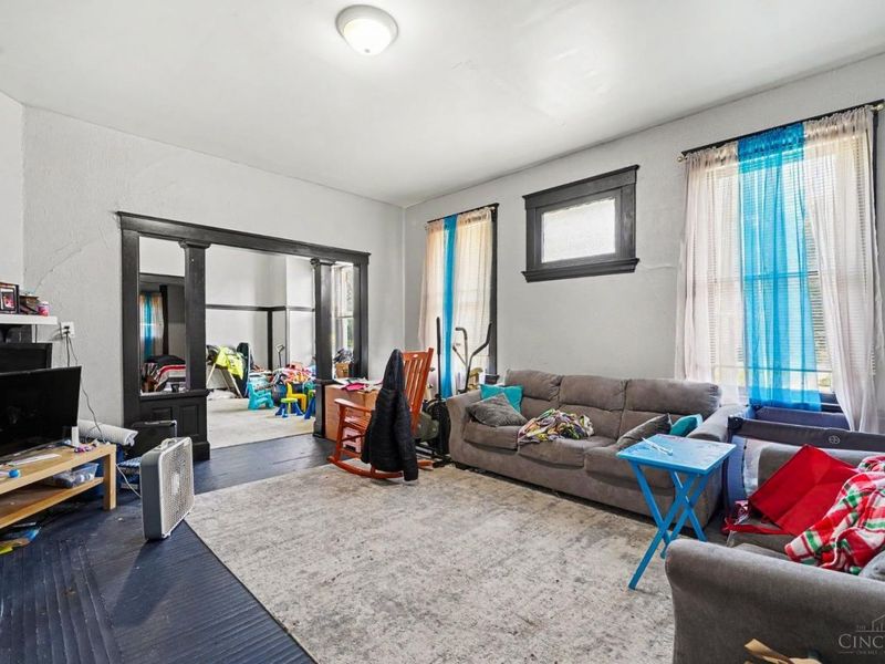 6129 cary Avenue, Cincinnati, OH 45224 Photo 5