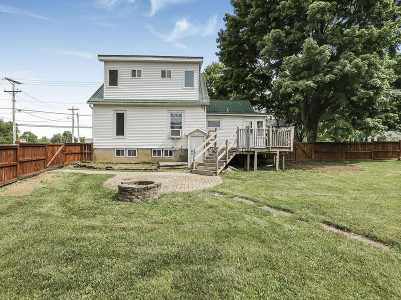 351 N Clayton Street , Centerburg, OH 43011 Photo 2