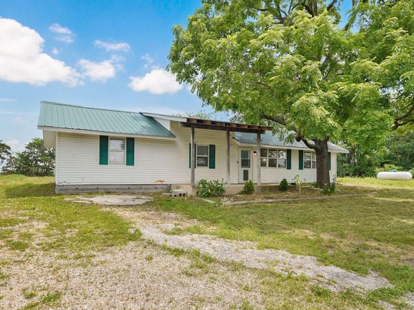 30017 Jeffries Road , Richland, MO 65556