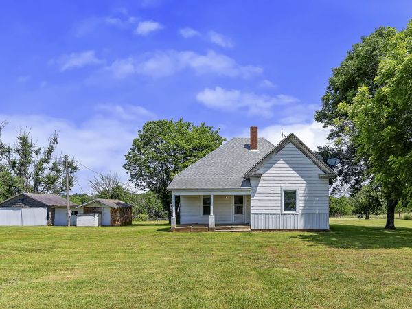 8527 W Farm Road 76 , Willard, MO 65781