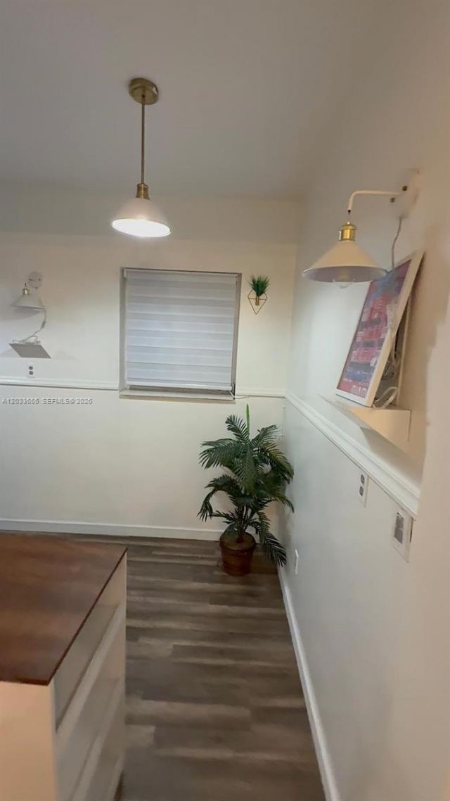 8420 Byron Ave, Unit 6, Miami Beach, FL 33141 Photo