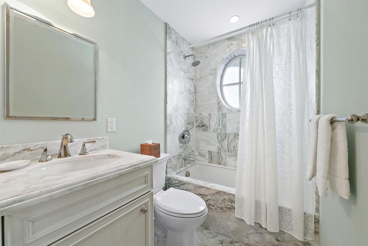 210 Emerald Lane , Palm Beach, FL 33480 Photo