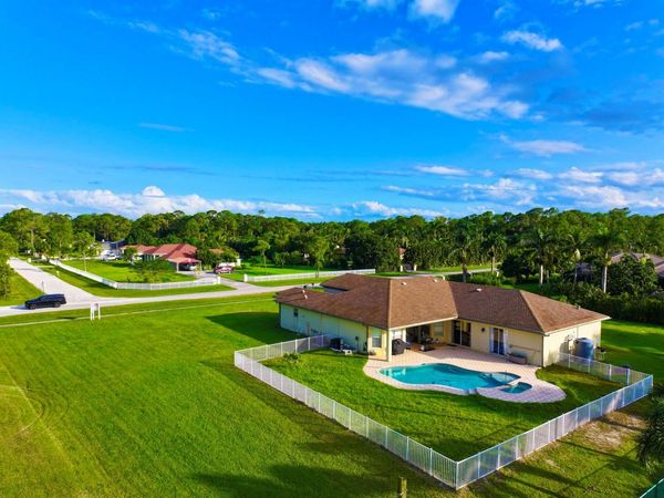 6613 Hall Boulevard , Loxahatchee, FL 33470