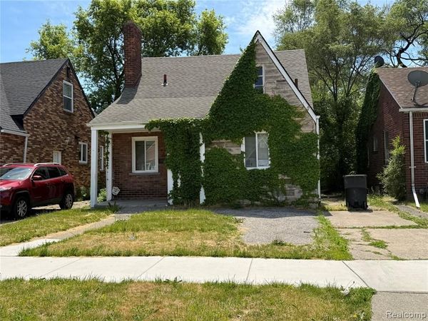 12580 Maiden Street , Detroit, MI 48213