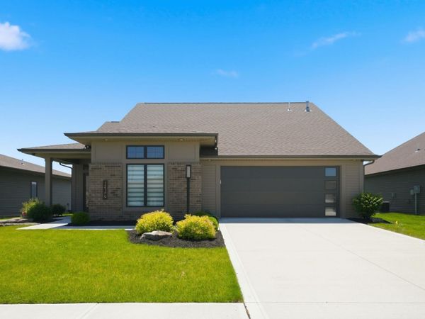 12179 Bellino Crossing, Fort Wayne, IN 46818