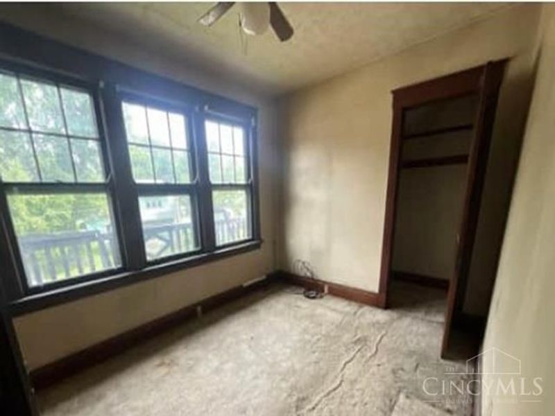81 E Galbraith Road, Cincinnati, OH 45216 Photo 8