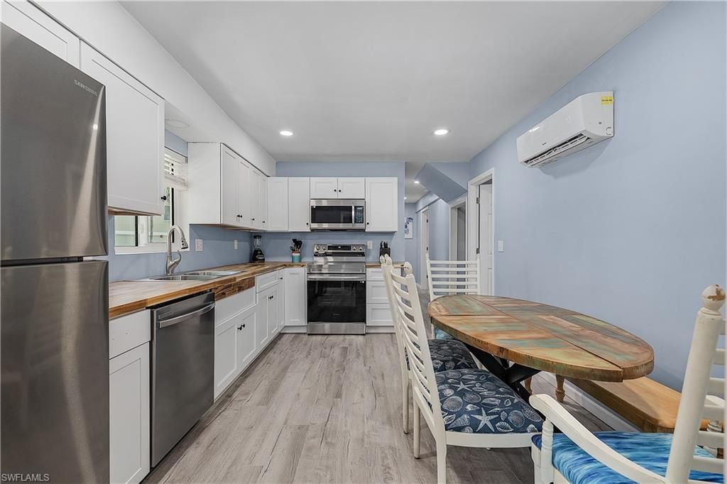 610 Donax St, Unit 311, Sanibel, FL 33957 Photo
