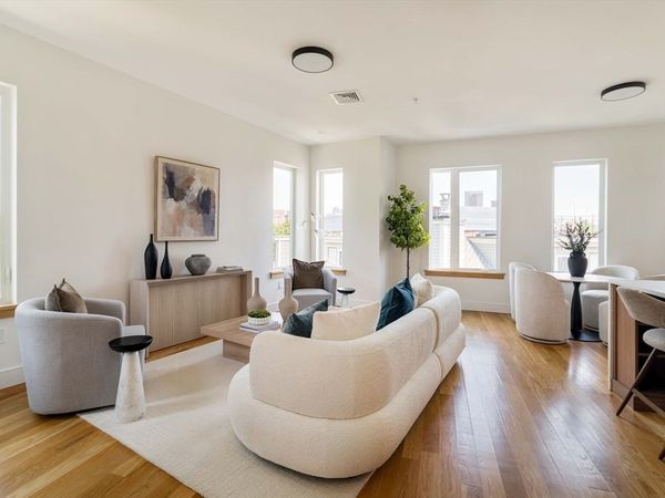 58 Kent, Unit U404, Brookline, MA 02445