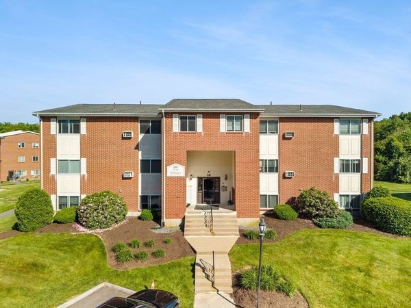 18 Dailey Street, Unit H, Attleboro, MA 02703