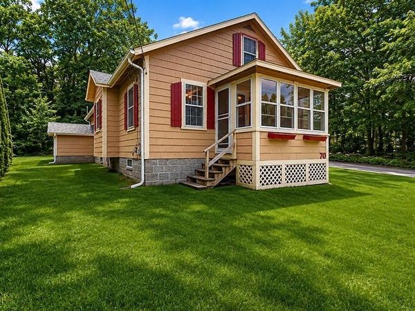 70 Groveland St, Abington, MA 02351