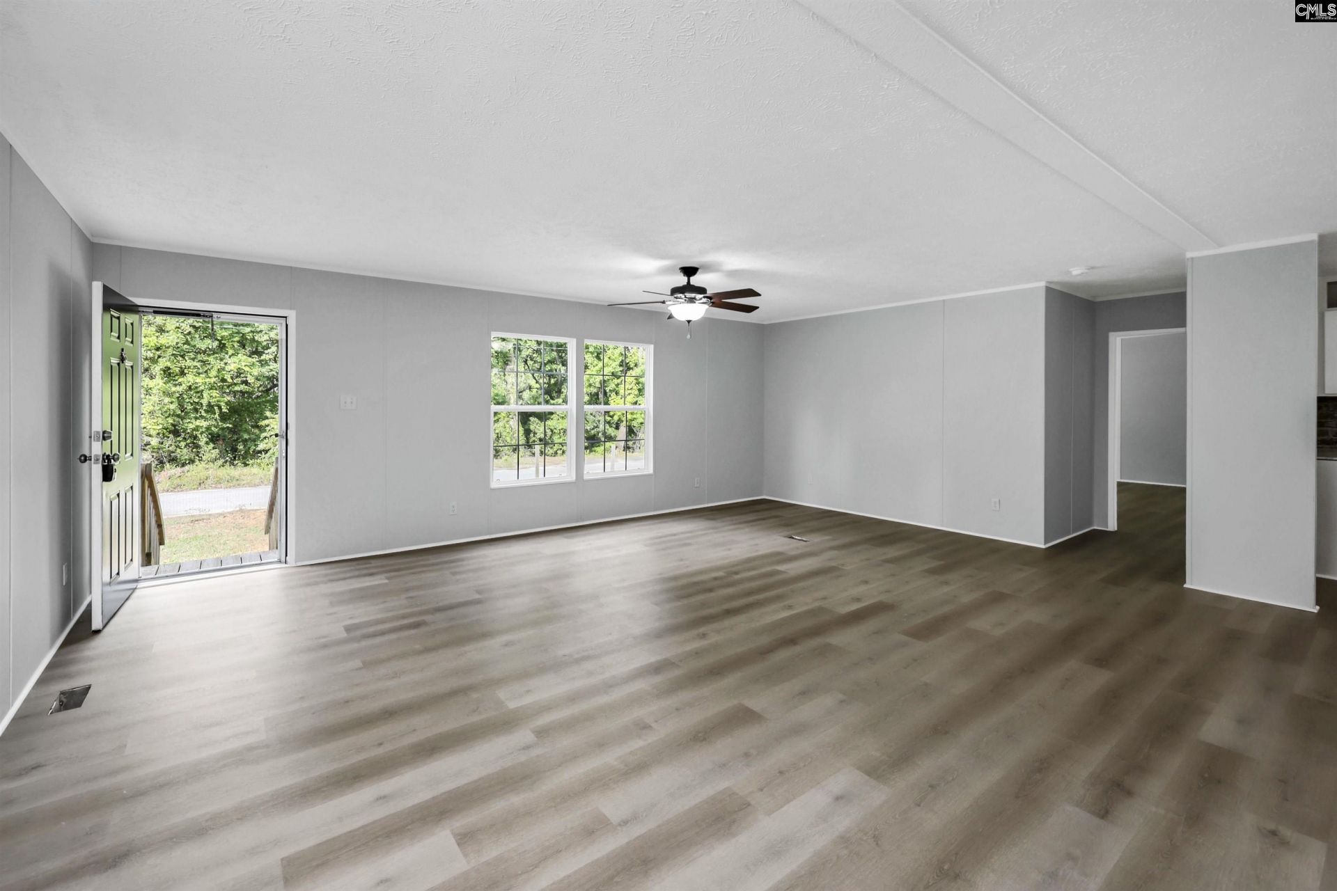455 W 8th Street  Photo 19