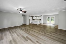 455 W 8th Street  photo 4