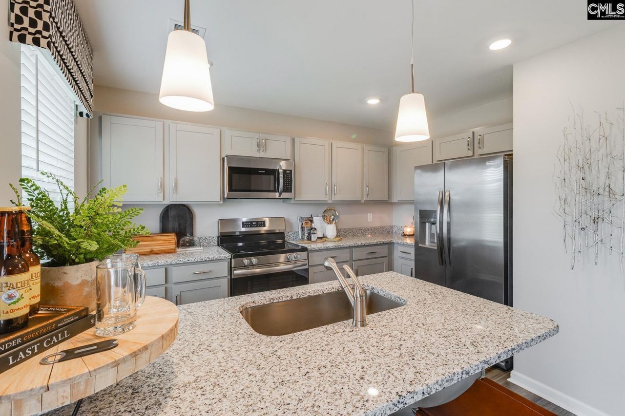 3063 Harborview Drive  Photo 10