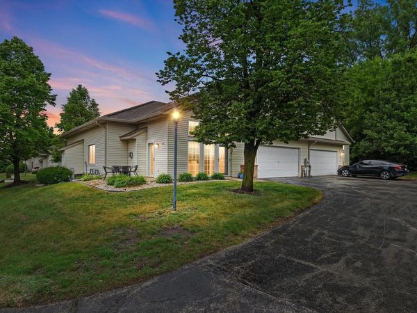 2419 Fox River PARKWAY, Unit A, Waukesha, WI 53189