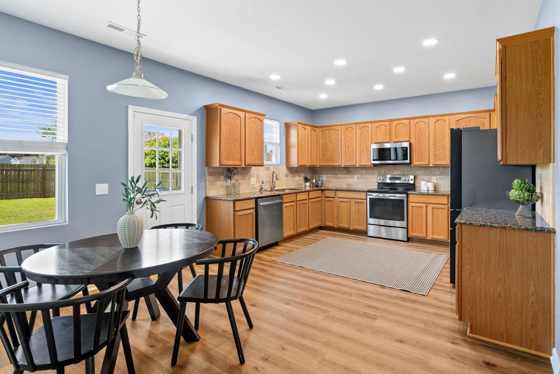 303 Clayburne Drive Photo 12