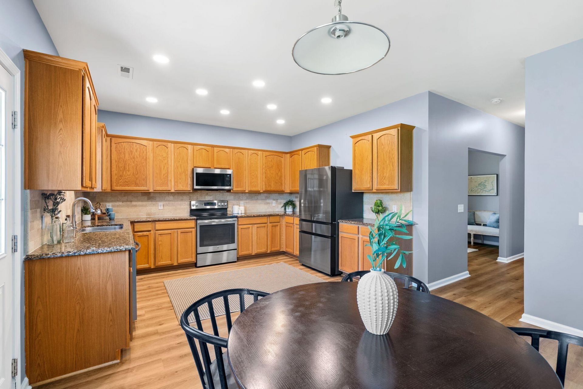 303 Clayburne Drive Photo 13