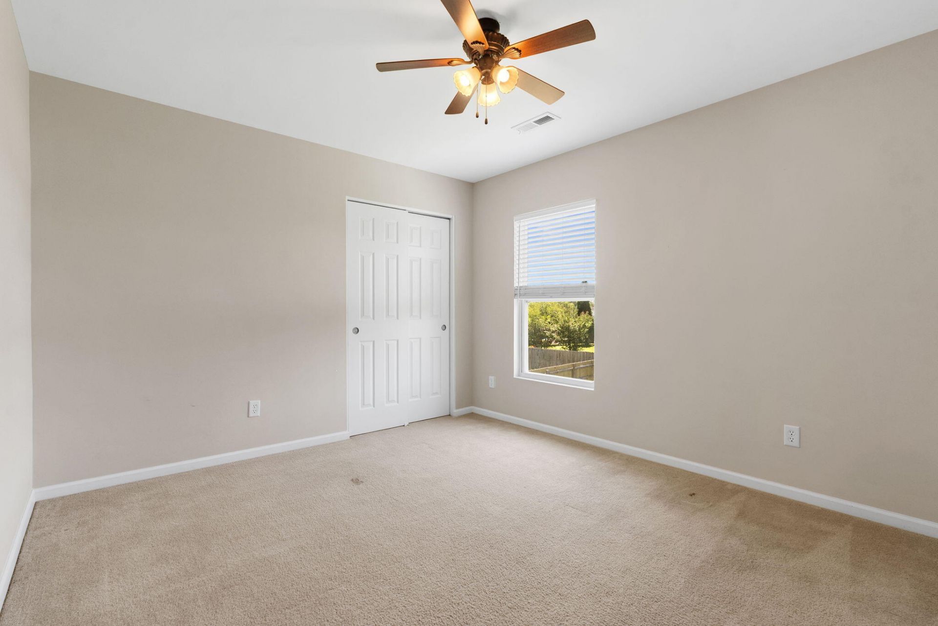 303 Clayburne Drive Photo 25