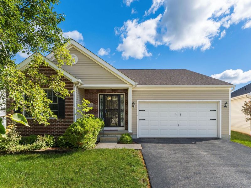 8580 Old Field Birch Drive, Blacklick, OH 43004 Photo 1