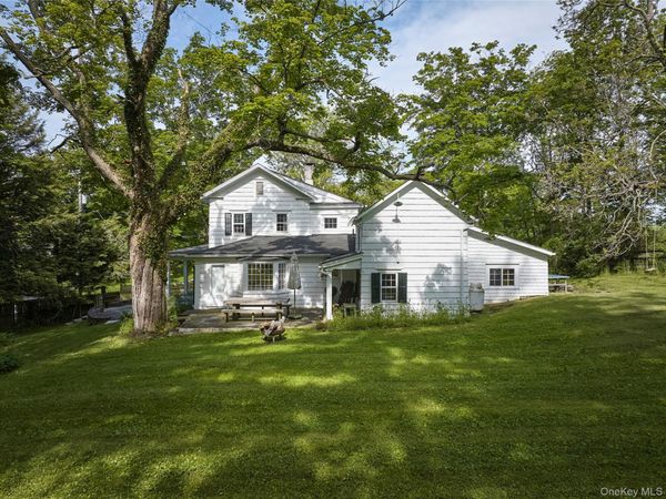 2498 Salt Point Turnpike, Clinton Corners, NY 12514