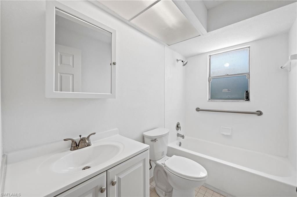 1331 NE 12th Ave, Cape Coral, FL 33909 Photo